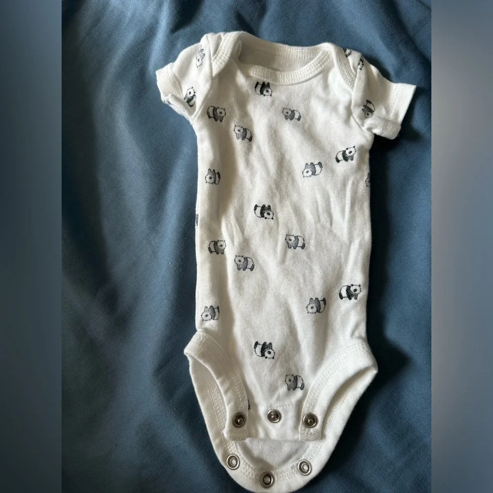 Carters premie onesie‎ bundle